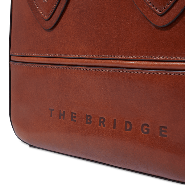 DAPHNE TOTE LEATHER BAG