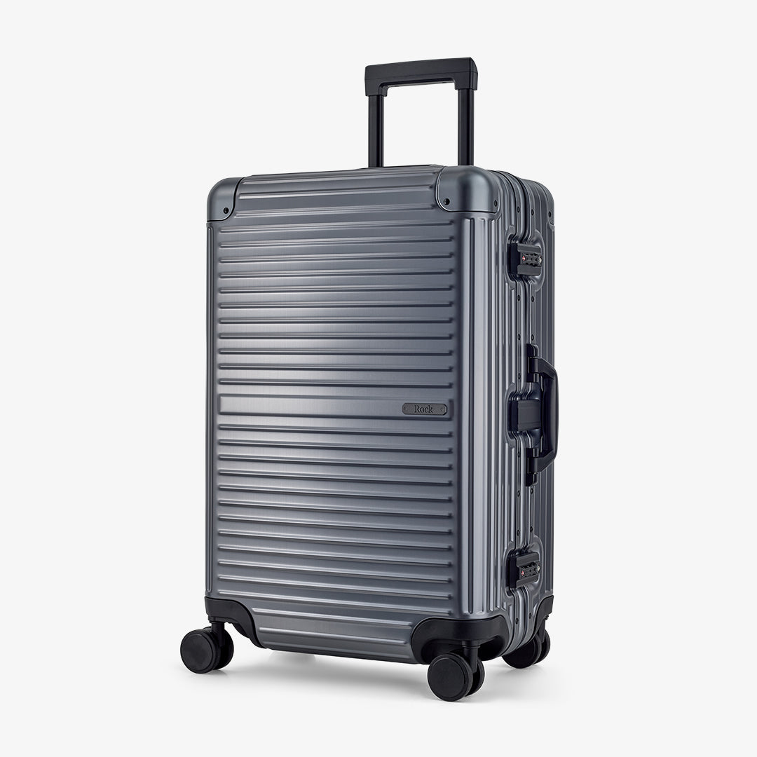 Axel Medium Suitcase
