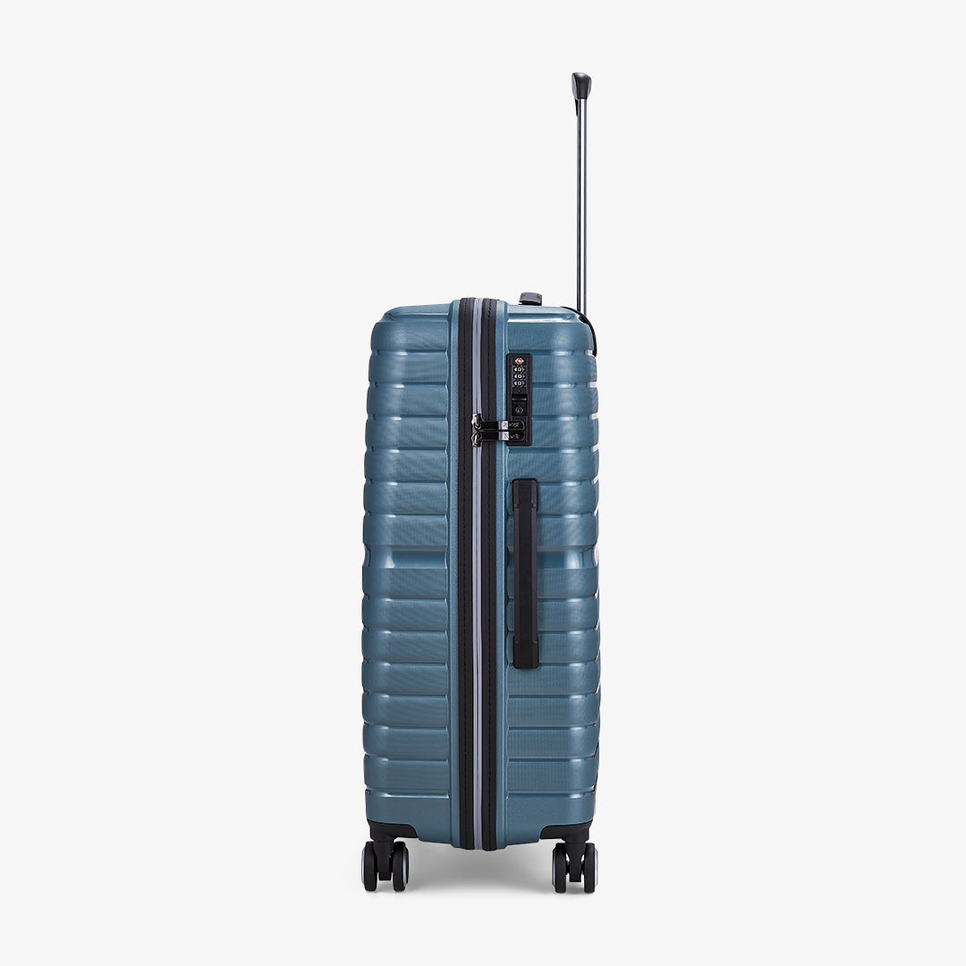 Hydra-Lite Medium Suitcase