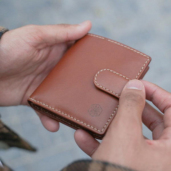 TRI FOLD WALLET WITH COIN AND TAB, CLAY